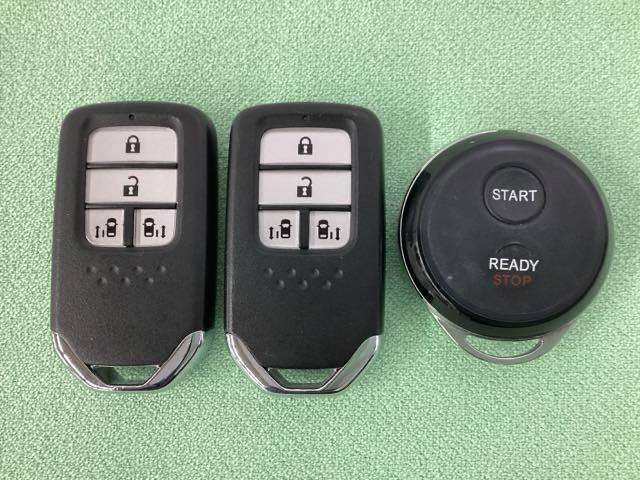 フリードハイブリッド ハイブリッド・ＥＸ　社外メモリーナビ／社外リア席モニター／エンジンスターター／フルセグＴＶ／Ｂｌｕｅｔｏｏｔｈ接続／光触媒抗菌消臭施工済（16枚目）