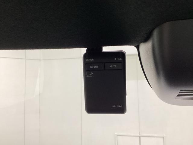 N-BOXカスタム ターボコーディネートスタイル 中古スタッドレスタイヤ、純正メモリーナビ、ドライブレコーダー前後装着+ETC付 当社デモカー(23枚目)