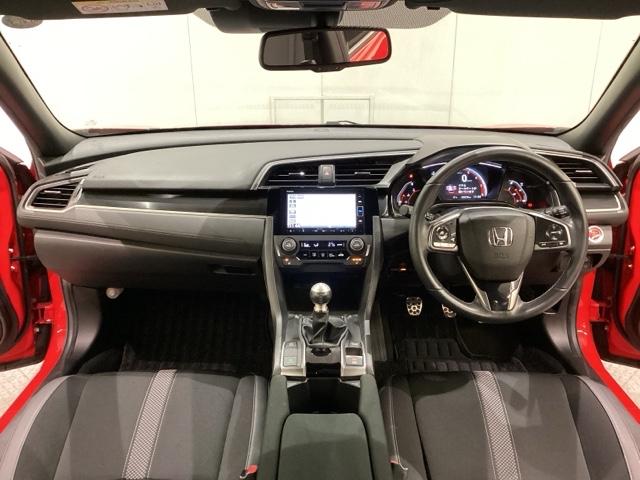 シビック ハッチバック　純正メモリーナビ／バックカメラ／ＥＴＣ／いまコレ＋新品・フロアカーペットマット付　光触媒抗菌消臭施工済（10枚目）