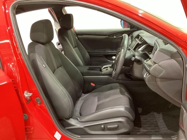 シビック ハッチバック　純正メモリーナビ／バックカメラ／ＥＴＣ／いまコレ＋新品・フロアカーペットマット付　光触媒抗菌消臭施工済（21枚目）