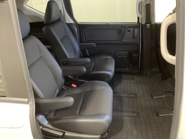 フリードハイブリッド ハイブリッド・Ｇホンダセンシング　純正メモリーナビ／リア席モニター／シートヒーター／バックカメラ／ＥＴＣ／ＵＳＢ／Ｂｌｕｅｔｏｏｔｈ接続／フルセグＴＶ光触媒抗菌消臭施工済（21枚目）