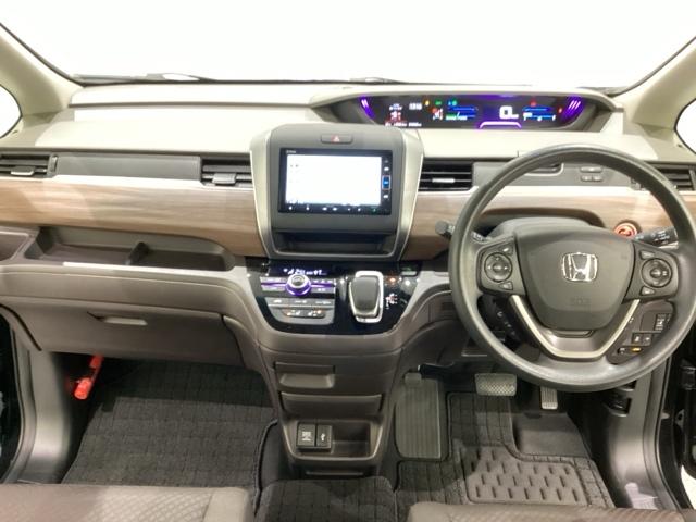 フリードハイブリッド ハイブリッド・Gホンダセンシング 純正メモリーナビ/バックカメラ/フロントドラレコ/ETC/光触媒抗菌消臭施工済(8枚目)
