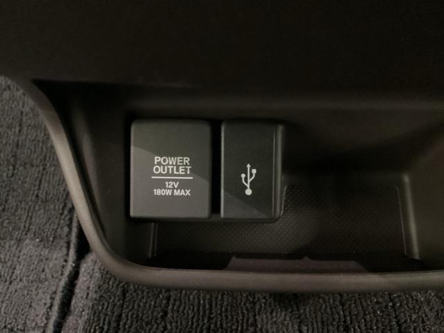 フリードハイブリッド ハイブリッド・Gホンダセンシング 純正メモリーナビ/バックカメラ/フロントドラレコ/ETC/光触媒抗菌消臭施工済(19枚目)