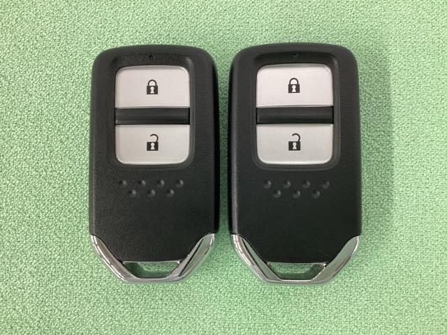 フィット e:HEVホーム 純正メモリーナビ/バックカメラ/ETC/前後ドライブレコーダー/いまコレ+新品・フロアカーペットマット付 光触媒抗菌消臭施工済(18枚目)