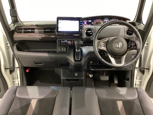 N-BOXカスタム G・Lターボホンダセンシング いまコレ+新品・フロアカーペットマット付/純正メモリーナビ/バックカメラ/ETC/USB/フルセグTV/Bluetooth接続/光触媒抗菌消臭施工済(8枚目)