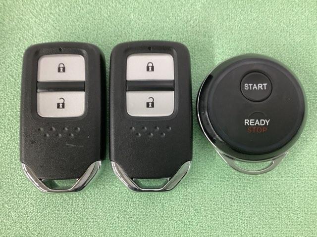 ヴェゼル ハイブリッドZ・ホンダセンシング 純正メモリーナビ/バックカメラ/ETC/いまコレ+新品・フロアカーペットマット付/ リモコンエンジンスターター付/光触媒抗菌消臭施工済(17枚目)