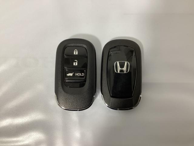 ヴェゼル ｅ：ＨＥＶＺ　純正ナビ／前後ドライブレコーダー／ＥＴＣ車載器／シートヒーター／光触媒抗菌消臭施工済（21枚目）