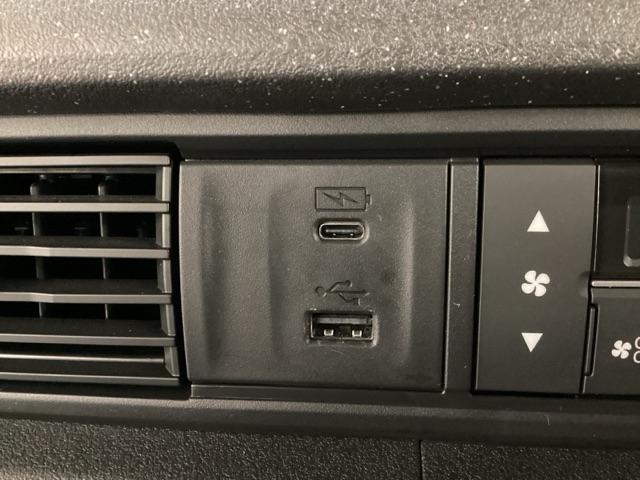 Ｎ－ＢＯＸカスタム ベースグレード　中古スタッドレスタイヤ、純正メモリーナビ、ドライブレコーダー前後装着＋ＥＴＣ付　当社デモカー（13枚目）