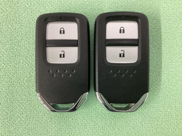 フィット e:HEVホーム 光触媒抗菌消臭施工済(13枚目)