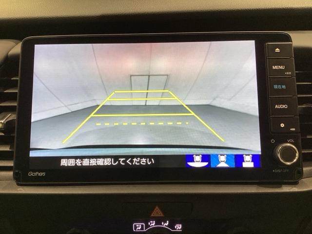 フィット クロスター　純正メモリーナビ、中古スタッドレスタイヤ、ドライブレコーダー前後装着＋ＥＴＣ付　当社デモカー（10枚目）