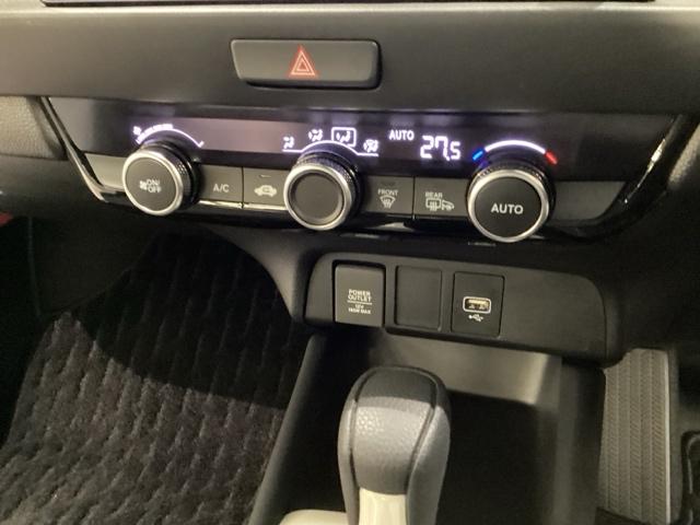 フィット クロスター　純正メモリーナビ、中古スタッドレスタイヤ、ドライブレコーダー前後装着＋ＥＴＣ付　当社デモカー（12枚目）