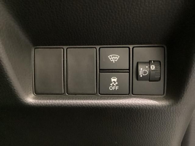 フィット クロスター　純正メモリーナビ、中古スタッドレスタイヤ、ドライブレコーダー前後装着＋ＥＴＣ付　当社デモカー（16枚目）