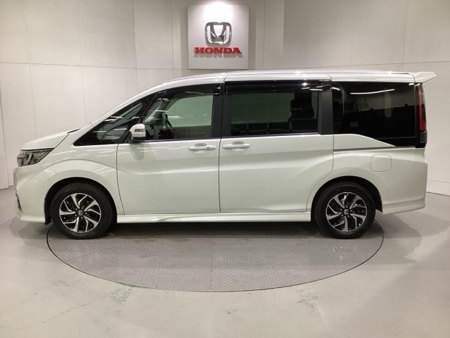 ステップワゴンスパーダ スパーダ・クールスピリットホンダセンシング　光触媒抗菌消臭施工済（4枚目）