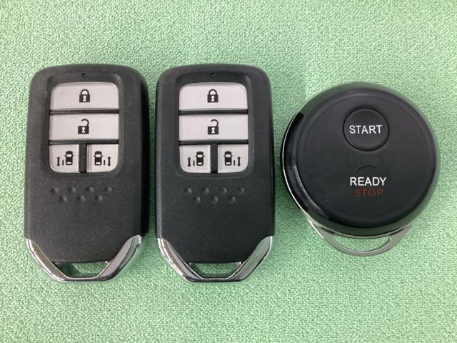 ステップワゴンスパーダ スパーダ・クールスピリットホンダセンシング　光触媒抗菌消臭施工済（13枚目）