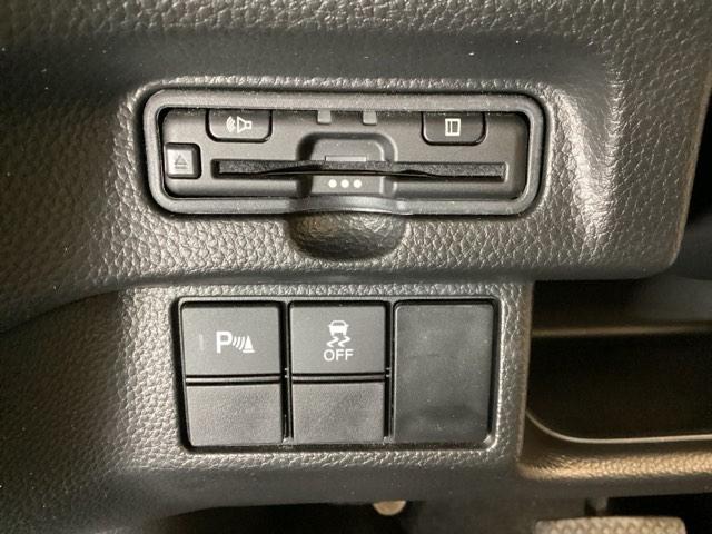 N-BOXカスタム L 光触媒抗菌消臭施工済(16枚目)