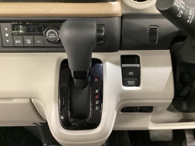 N-BOX ベースグレード 中古スタッドレスタイヤ、純正メモリーナビ、ドライブレコーダー前後装着+ETC付 当社デモカー(11枚目)