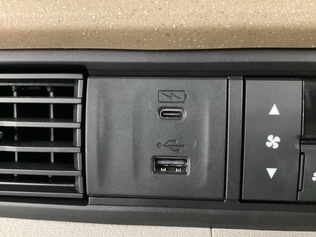 N-BOX ベースグレード 中古スタッドレスタイヤ、純正メモリーナビ、ドライブレコーダー前後装着+ETC付 当社デモカー(13枚目)