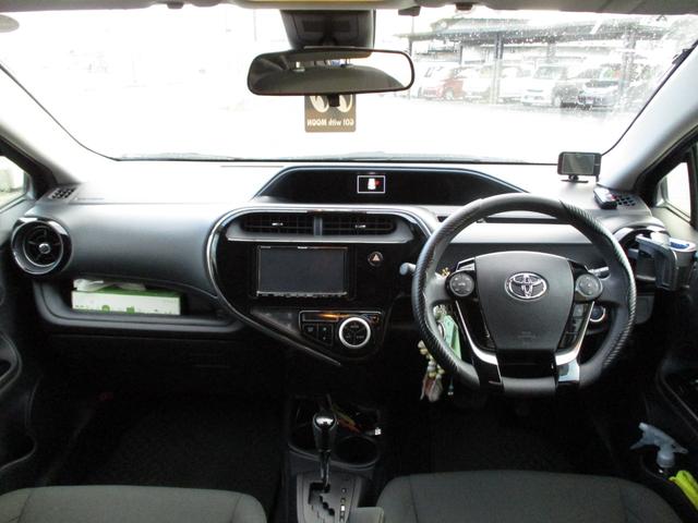 アクア Sスタイルブラック ワンオーナー プッシュスタート TSS バックカメラ(12枚目)