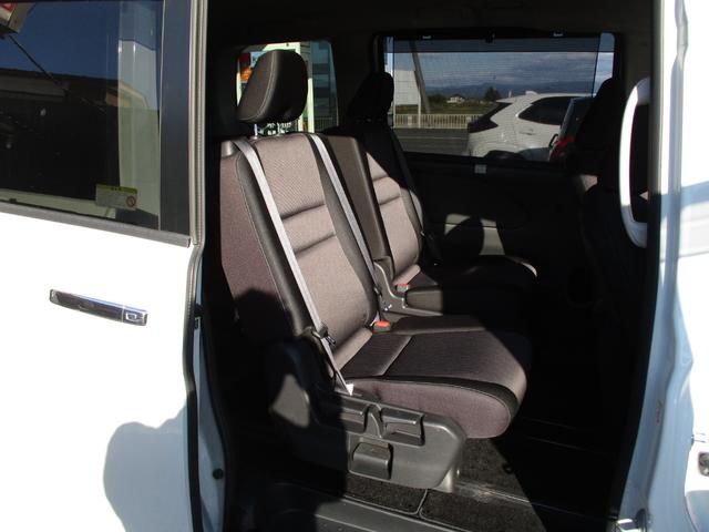セレナ ハイウェイスター Vセレクション 4WD Wパワスラ プロパイロット フリップダウンモニター(20枚目)