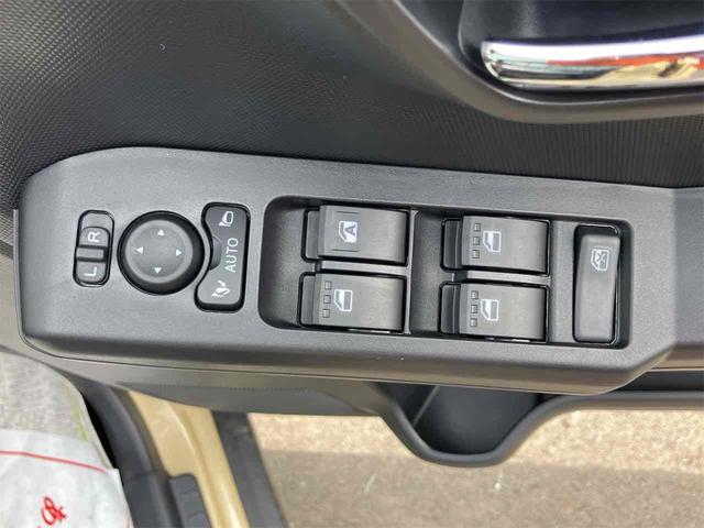 タフト Ｇ　４ＷＤ　バックカメラ　クリアランスソナー　衝突被害軽減システム　オートライト　ＬＥＤヘッドランプ　スマートキー　アイドリングストップ　電動格納ミラー　シートヒーター　サンルーフ　ＣＶＴ（32枚目）