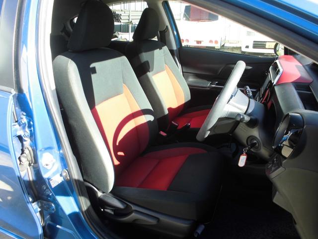 アクア Ｓ　後期モデル　ハイブリッドカー　純正メモリーナビ＆ワンセグテレビ＆Ｂｌｕｅｔｏｏｔｈ　バックカメラ　ＥＴＣ　キーレス　ステアリングスイッチ　オートエアコン　走行５００００キロ　車検令和９年４月（6枚目）