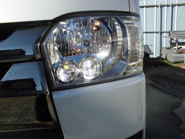 ハイエースバン スーパーＧＬ　ダークプライム　純正ナビ＆フルセグテレビ＆ＤＶＤ＆Ｂｌｕｅｔｏｏｔｈ　バックカメラ　ＥＴＣ　両側スライドドア　モデリスタエアロ＆リアスポイラー　社外アルミホイール　ハーフレザーシート　スマートキー　ベットキット（52枚目）