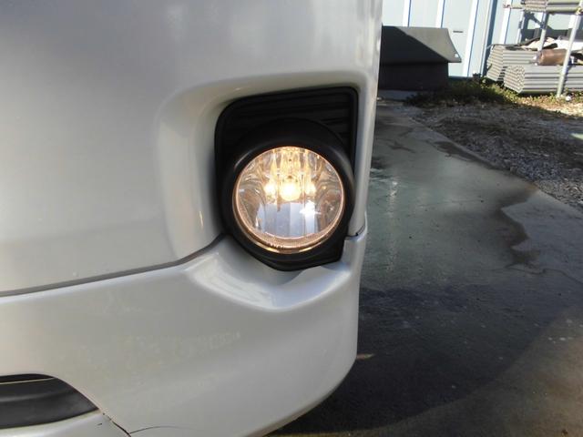 ハイエースバン スーパーＧＬ　ダークプライム　純正ナビ＆フルセグテレビ＆ＤＶＤ＆Ｂｌｕｅｔｏｏｔｈ　バックカメラ　ＥＴＣ　両側スライドドア　モデリスタエアロ＆リアスポイラー　社外アルミホイール　ハーフレザーシート　スマートキー　ベットキット（53枚目）