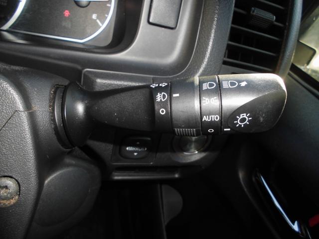 ハイエースバン スーパーＧＬ　ダークプライム　純正ナビ＆フルセグテレビ＆ＤＶＤ＆Ｂｌｕｅｔｏｏｔｈ　バックカメラ　ＥＴＣ　両側スライドドア　モデリスタエアロ＆リアスポイラー　社外アルミホイール　ハーフレザーシート　スマートキー　ベットキット（69枚目）