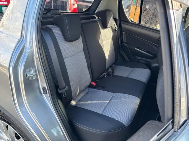 スイフト ＲＳ　特別仕様車ＲＳ　ＨＩＤ装着車（17枚目）