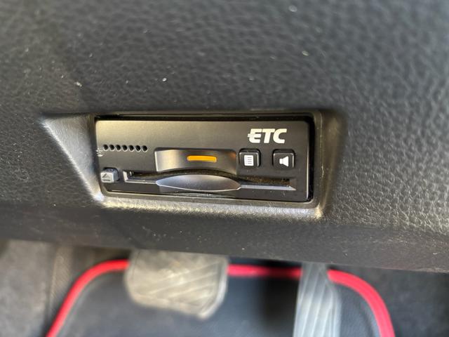 スイフト ＲＳ　特別仕様車ＲＳ　ＨＩＤ装着車（18枚目）