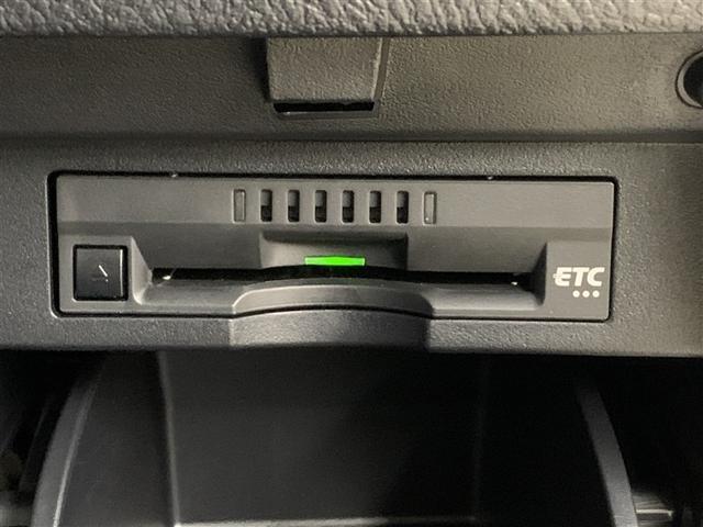 アルファード ２．５Ｓ　タイプゴールド　４ＷＤ　フルセグ　メモリーナビ　ＤＶＤ再生　ミュージックプレイヤー接続可　後席モニター　バックカメラ　衝突被害軽減システム　ＥＴＣ　両側電動スライド　ＬＥＤヘッドランプ　乗車定員７人　３列シート（22枚目）