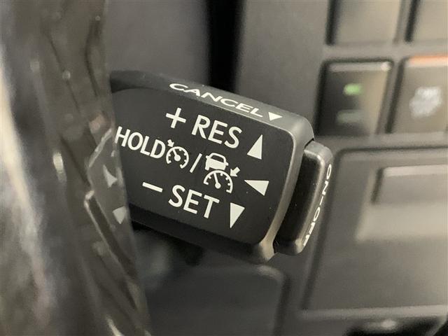 アルファード ２．５Ｓ　タイプゴールド　４ＷＤ　フルセグ　メモリーナビ　ＤＶＤ再生　ミュージックプレイヤー接続可　後席モニター　バックカメラ　衝突被害軽減システム　ＥＴＣ　両側電動スライド　ＬＥＤヘッドランプ　乗車定員７人　３列シート（33枚目）