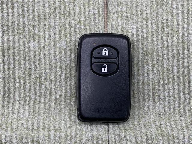 プリウス Ｓツーリングセレクション　２年保証付　ワンセグ　メモリーナビ　バックカメラ　ＥＴＣ　ＬＥＤヘッドランプ（15枚目）