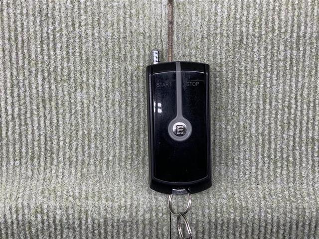 プリウス Ｓツーリングセレクション　２年保証付　ワンセグ　メモリーナビ　バックカメラ　ＥＴＣ　ＬＥＤヘッドランプ（16枚目）