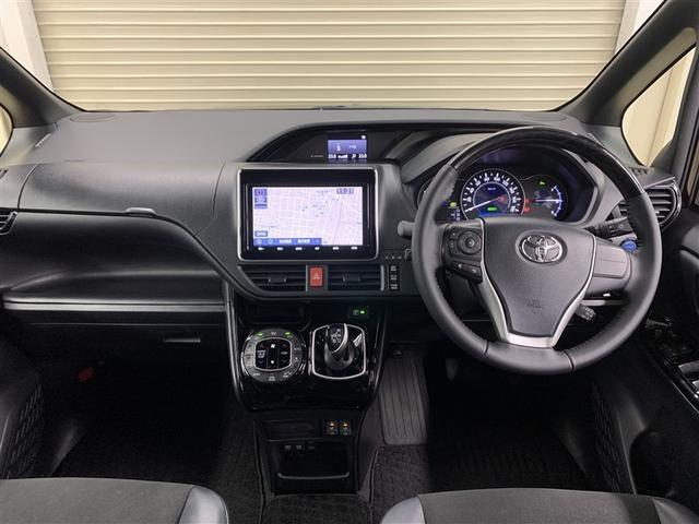 ���ʂ��̂������E�Ǝ����ړ��ɔz�����ꂽ���C�A�E�g