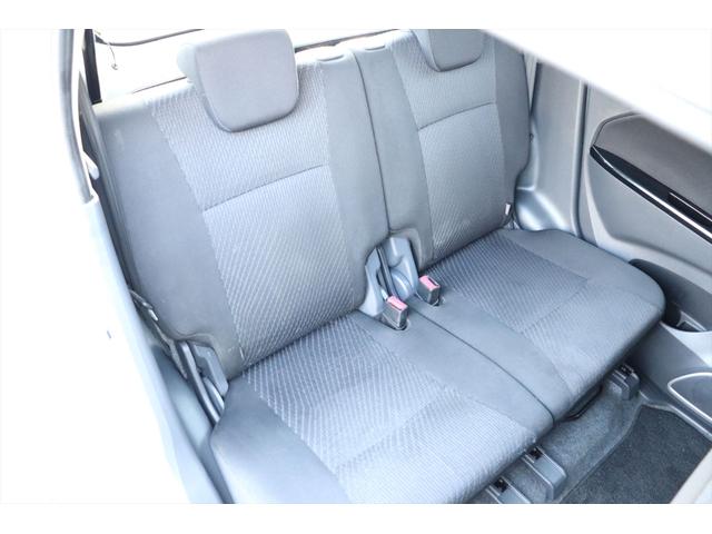 X 4WD 修復歴無し スマートキー プッシュスタート アイドリングストップ 運転席シートヒーター 純正14インチアルミホイール タイミングチェーン HIDヘッドライト ベンチシート オートエアコン(65枚目)