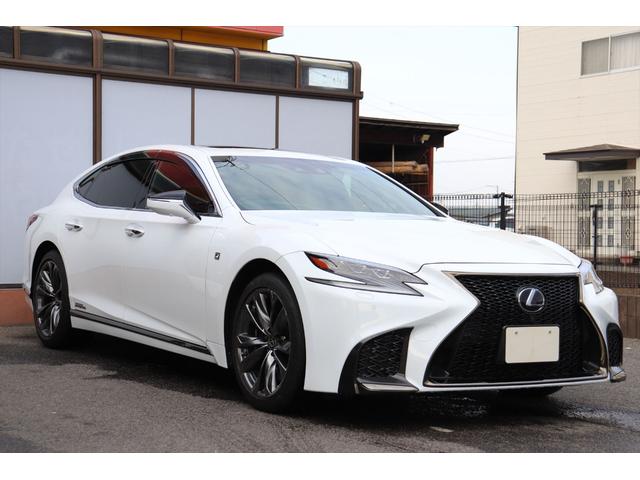 ＬＳ ＬＳ５００ｈ　Ｆスポーツ　４ＷＤ　修復歴無し　寒冷地仕様　赤本革シート　サンルーフ　スマートキー　プッシュスタート　アダクティブクルーズコントロール　アダクティブハイビーム　エンジンスターター　デジタルインナーミラー　禁煙車（2枚目）