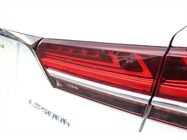 ＬＳ ＬＳ５００ｈ　Ｆスポーツ　４ＷＤ　修復歴無し　寒冷地仕様　赤本革シート　サンルーフ　スマートキー　プッシュスタート　アダクティブクルーズコントロール　アダクティブハイビーム　エンジンスターター　デジタルインナーミラー　禁煙車（23枚目）