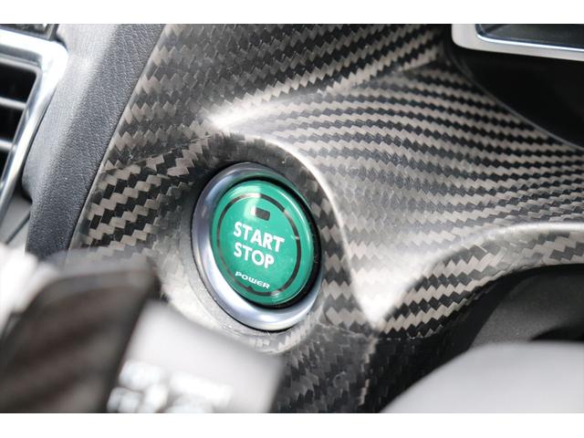 オートエアコンの調子もよく、冷暖房よく効きます。