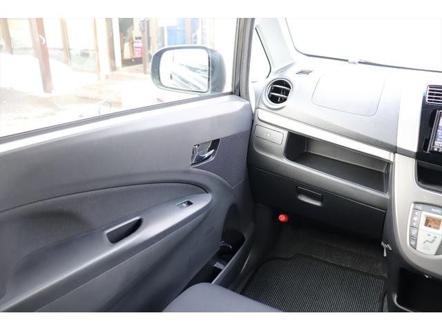 ムーヴ カスタム　ＲＳ　ターボ　修復歴無し　スマートキー　プッシュスタート　アイドリングストップ　ナビ　フルセグ　Ｂｌｕｅｔｏｏｔｈ　ＬＥＤヘッドライト　タイミングチェーン　エンジンスターター　ＥＴＣ　ベンチシート　禁煙車（32枚目）