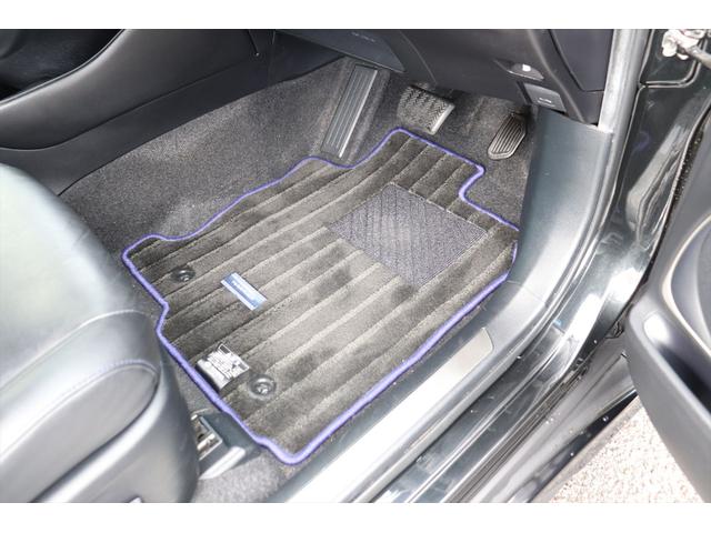 ハリアー プログレス　スタイルブルーイッシュ　修復歴無し　フロント、サイドモデリスタエアロ　クールレーシング、リアバンパー＆マフラー　ブリッツ車高調　パワーバックドア　ＪＢＬサウンド　スマートキー　プッシュスタート　アラウンドビューモニター　ナビ（66枚目）