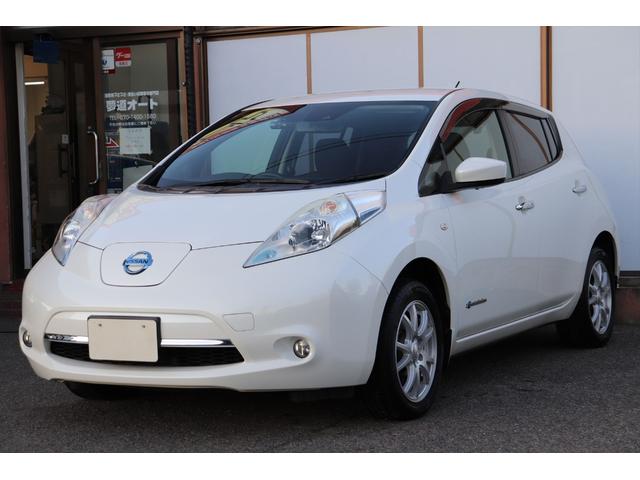 リーフ Ｘ　エアロスタイル（２４ｋｗｈ）　修復歴無し　１０セグ　スマートキー　プッシュスタート　ナビ　フルセグ　Ｂｌｕｅｔｏｏｔｈ　バックカメラ　全席シートヒーター　ステアリングヒーター　クルーズコントロール　オートエアコン　禁煙車（4枚目）