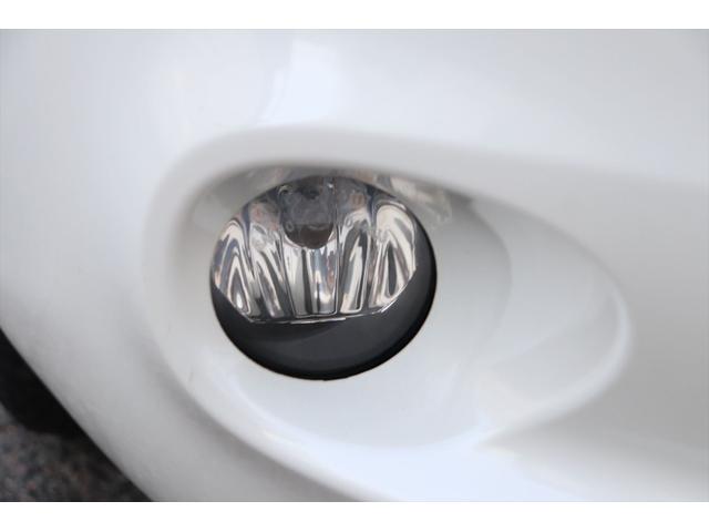 リーフ Ｘ　エアロスタイル（２４ｋｗｈ）　修復歴無し　１０セグ　スマートキー　プッシュスタート　ナビ　フルセグ　Ｂｌｕｅｔｏｏｔｈ　バックカメラ　全席シートヒーター　ステアリングヒーター　クルーズコントロール　オートエアコン　禁煙車（18枚目）