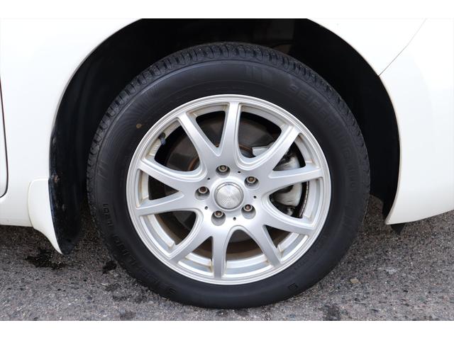 リーフ Ｘ　エアロスタイル（２４ｋｗｈ）　修復歴無し　１０セグ　スマートキー　プッシュスタート　ナビ　フルセグ　Ｂｌｕｅｔｏｏｔｈ　バックカメラ　全席シートヒーター　ステアリングヒーター　クルーズコントロール　オートエアコン　禁煙車（22枚目）