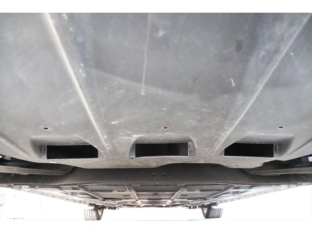 リーフ Ｘ　エアロスタイル（２４ｋｗｈ）　修復歴無し　１０セグ　スマートキー　プッシュスタート　ナビ　フルセグ　Ｂｌｕｅｔｏｏｔｈ　バックカメラ　全席シートヒーター　ステアリングヒーター　クルーズコントロール　オートエアコン　禁煙車（25枚目）