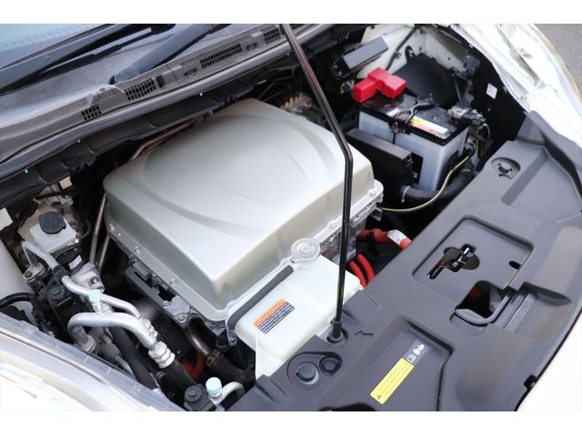 リーフ Ｘ　エアロスタイル（２４ｋｗｈ）　修復歴無し　１０セグ　スマートキー　プッシュスタート　ナビ　フルセグ　Ｂｌｕｅｔｏｏｔｈ　バックカメラ　全席シートヒーター　ステアリングヒーター　クルーズコントロール　オートエアコン　禁煙車（27枚目）