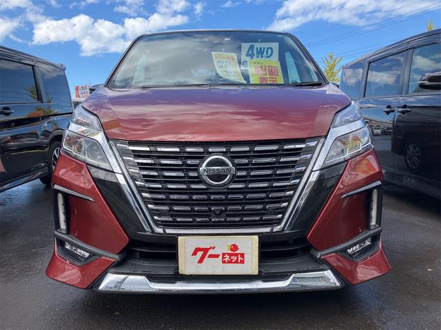 セレナ ハイウェイスターＶ　４ＷＤ　純正ナビ＆ＴＶ　全方位カメラ　ＬＥＤヘッドライト　両側パワースライドドア　スマートキー　オートマチックハイビーム（2枚目）