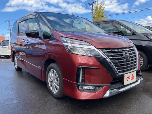 セレナ ハイウェイスターＶ　４ＷＤ　純正ナビ＆ＴＶ　全方位カメラ　ＬＥＤヘッドライト　両側パワースライドドア　スマートキー　オートマチックハイビーム（3枚目）