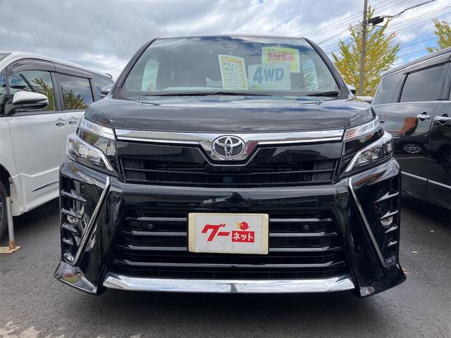 ヴォクシー ＺＳ　煌ＩＩＩ　４ＷＤ　両側パワースライドドア　純正ナビ＆ＴＶ　リアモニター　社外アルミホイール　ＥＴＣ　ドライブレコーダー（2枚目）