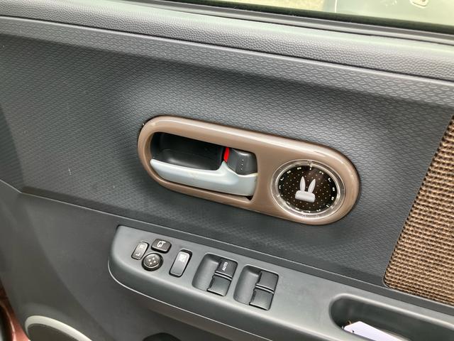 アルトラパン Ｔ　Ｌパッケージ　ナビ　ＣＤオーディオ　盗難防止システム　衝突安全ボディ　ＨＩＤ（16枚目）